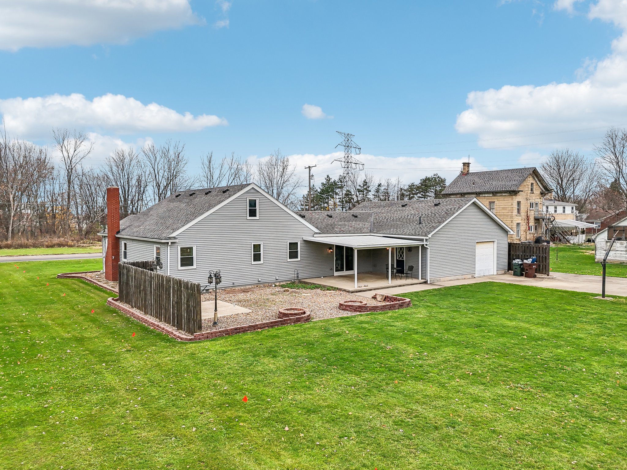 N Ridge Rd-064.jpg