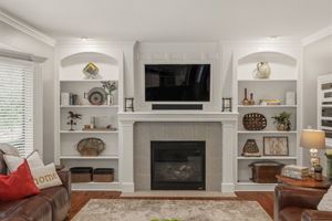  Photo 43