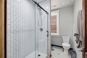  Photo 23