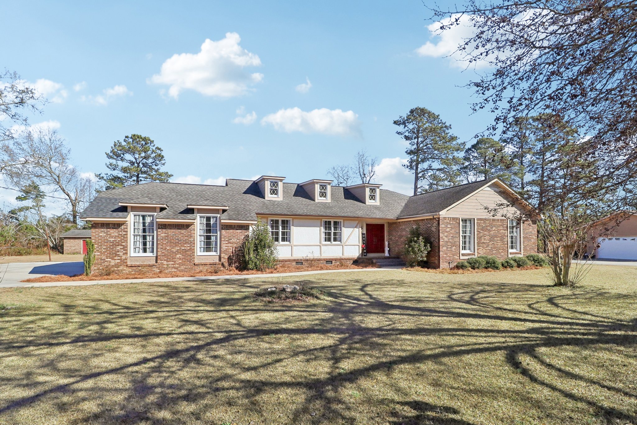 Woodberry Dr NE-S1701-002.jpg