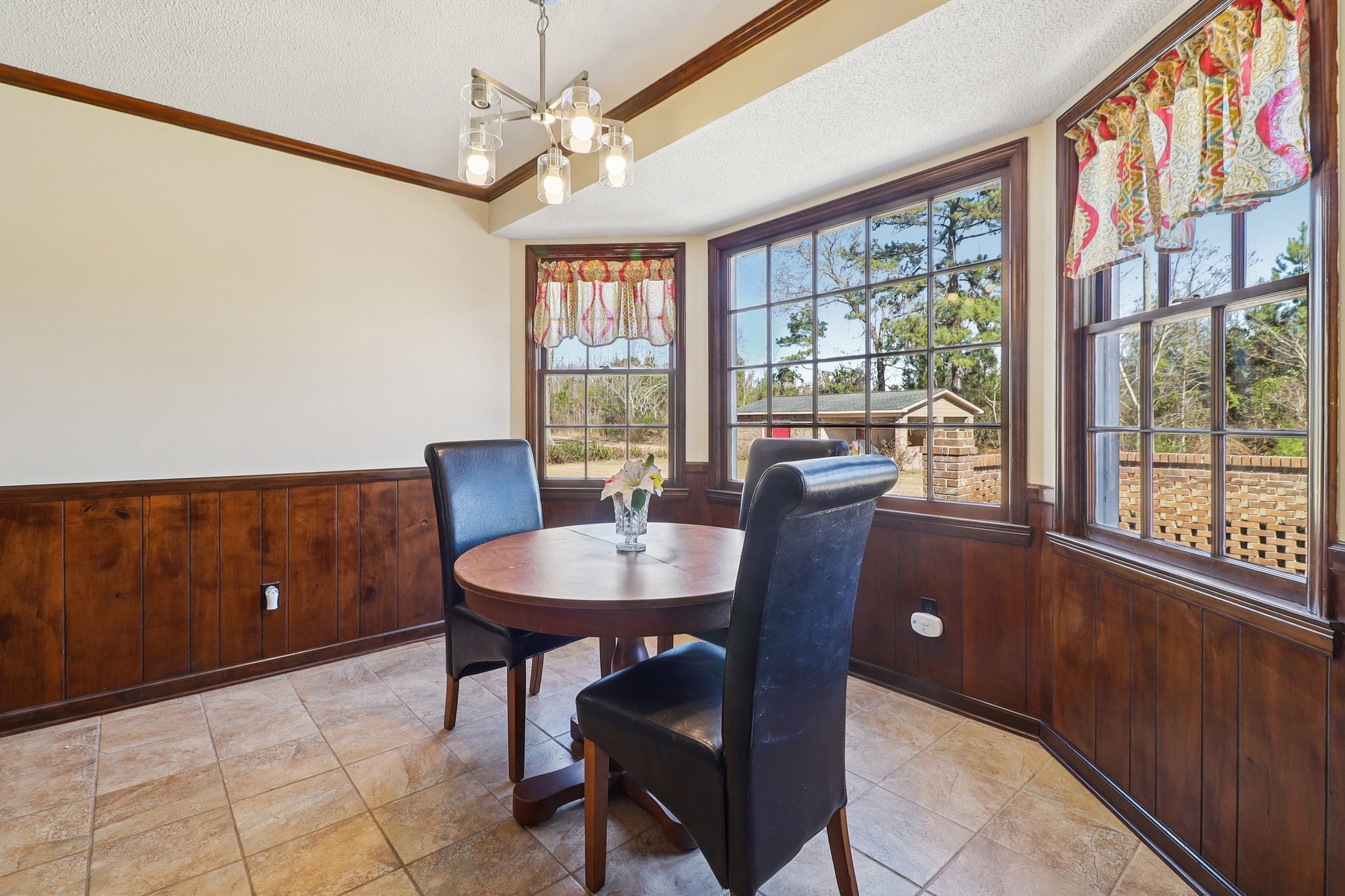 Woodberry Dr NE-S1701-019.jpg