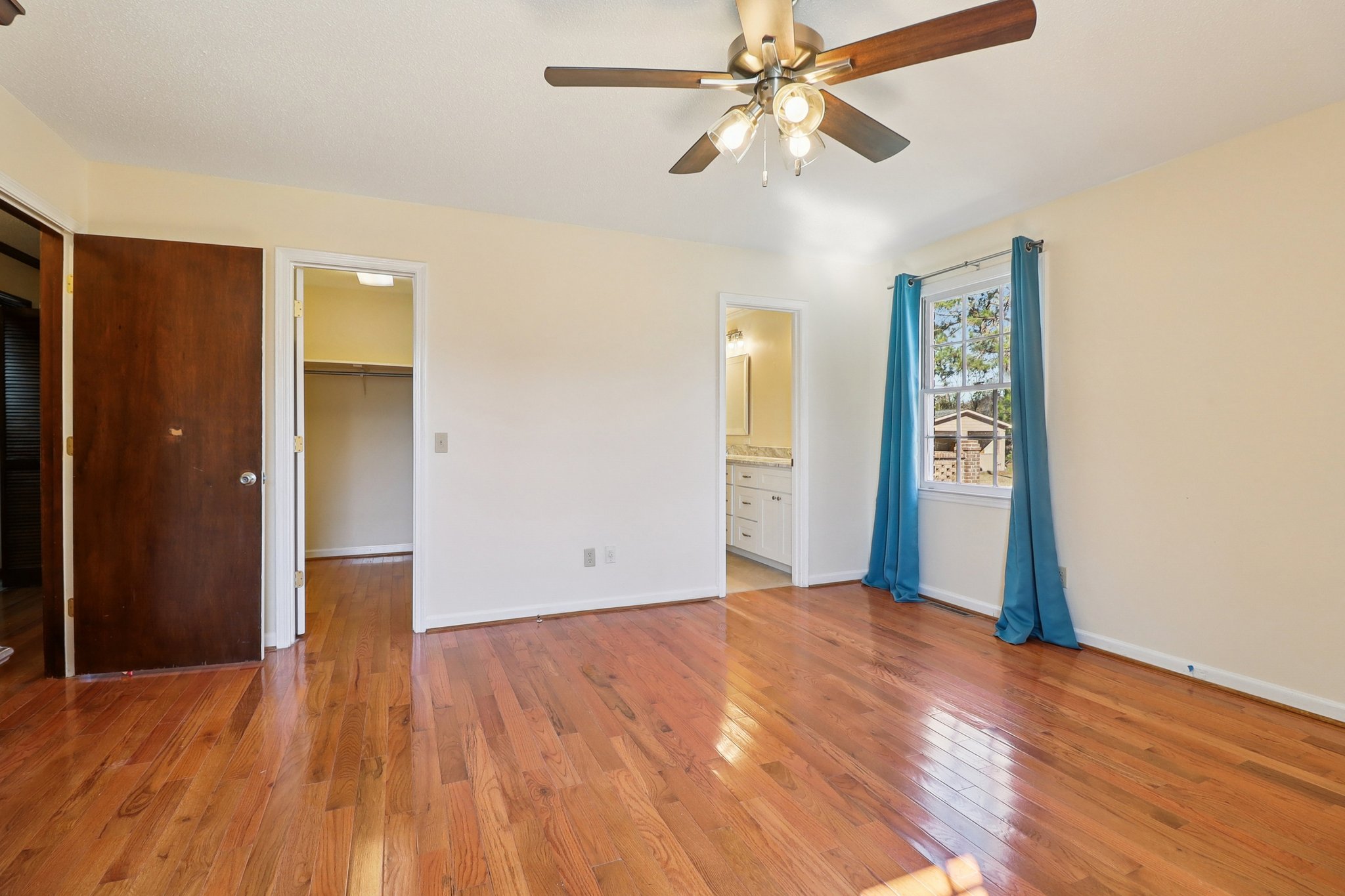 Woodberry Dr NE-S1701-030.jpg