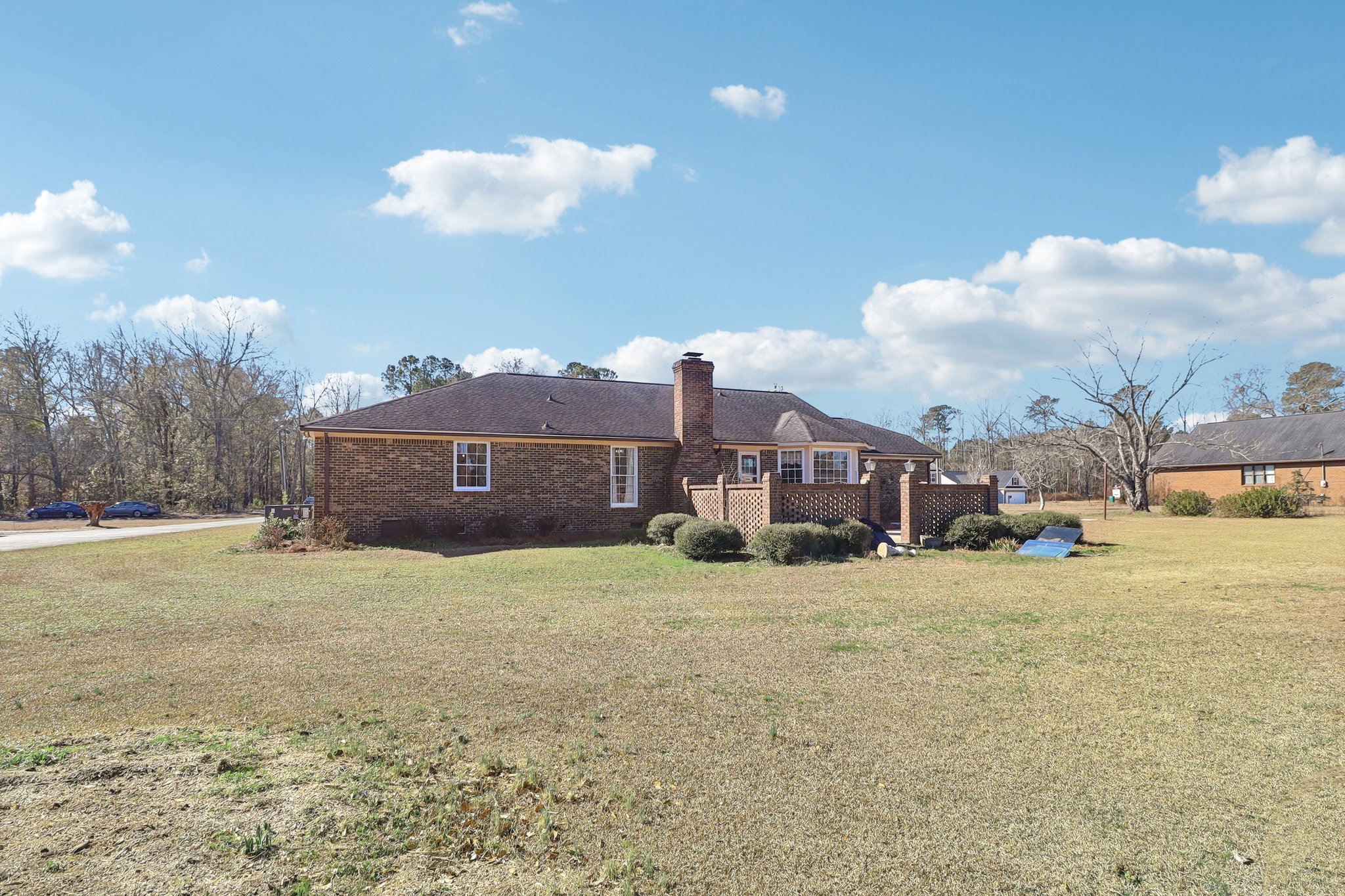 Woodberry Dr NE-S1701-053.jpg