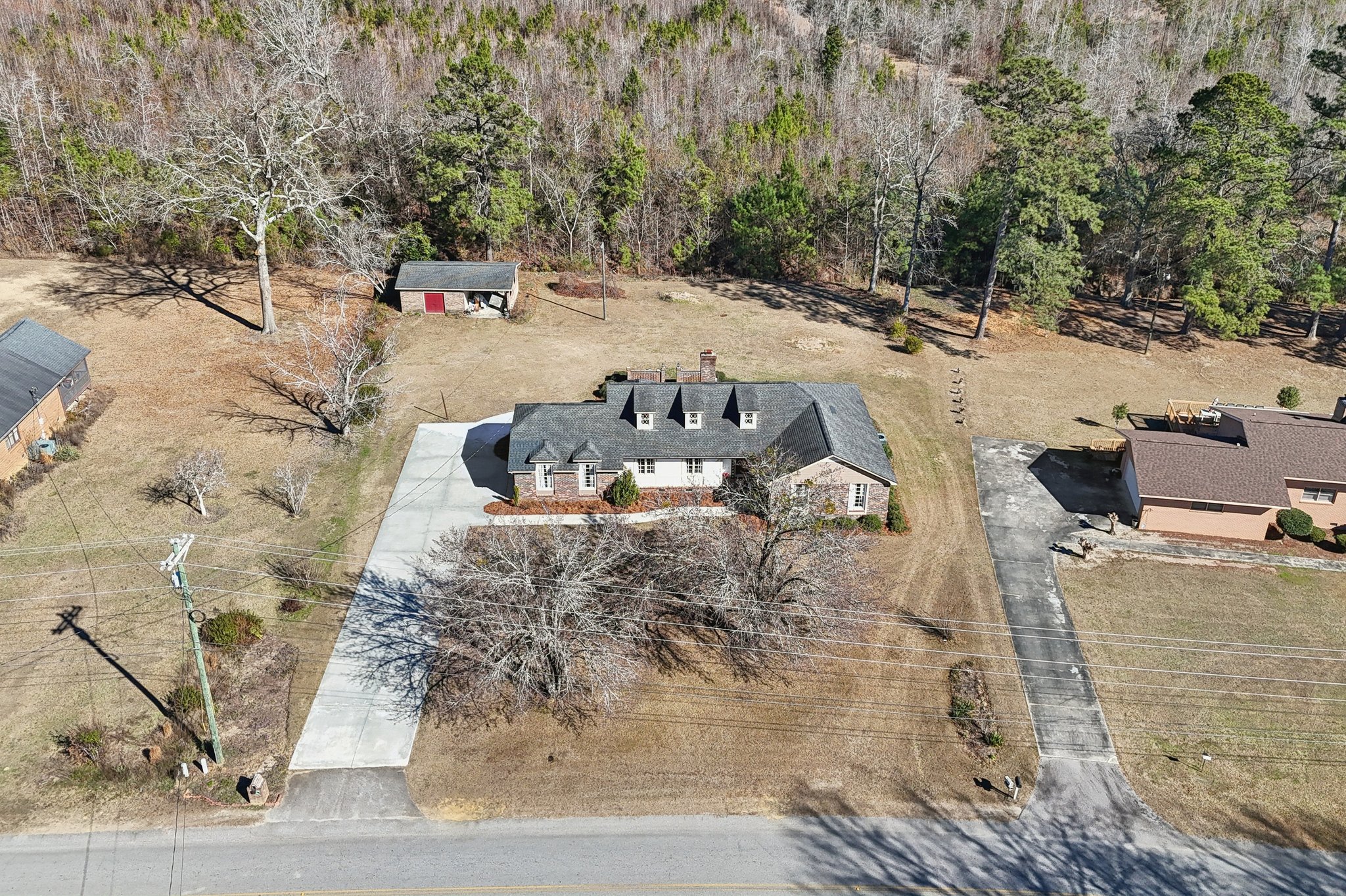 Woodberry Dr NE-S1701-058.jpg