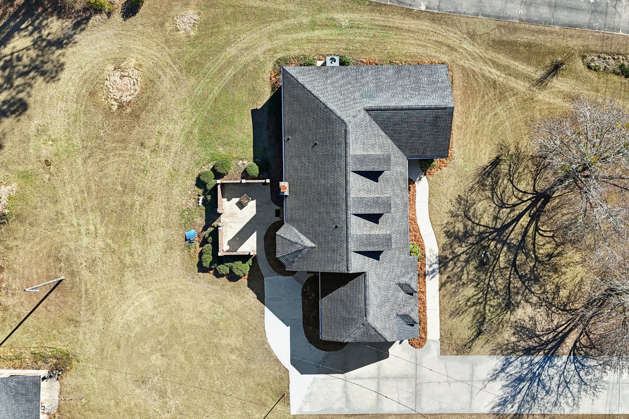 Woodberry Dr NE-S1701-066.jpg