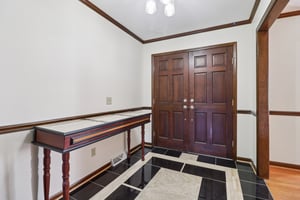 Woodberry Dr NE-S1701-005.jpg