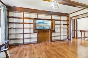 Woodberry Dr NE-S1701-011.jpg