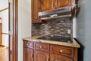 Woodberry Dr NE-S1701-024.jpg