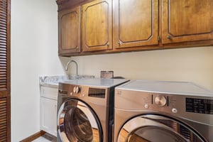 Woodberry Dr NE-S1701-026.jpg