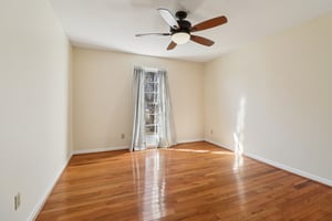 Woodberry Dr NE-S1701-039.jpg