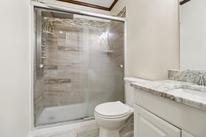 Woodberry Dr NE-S1701-043.jpg