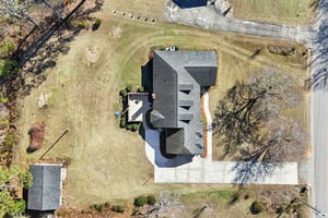 Woodberry Dr NE-S1701-065.jpg