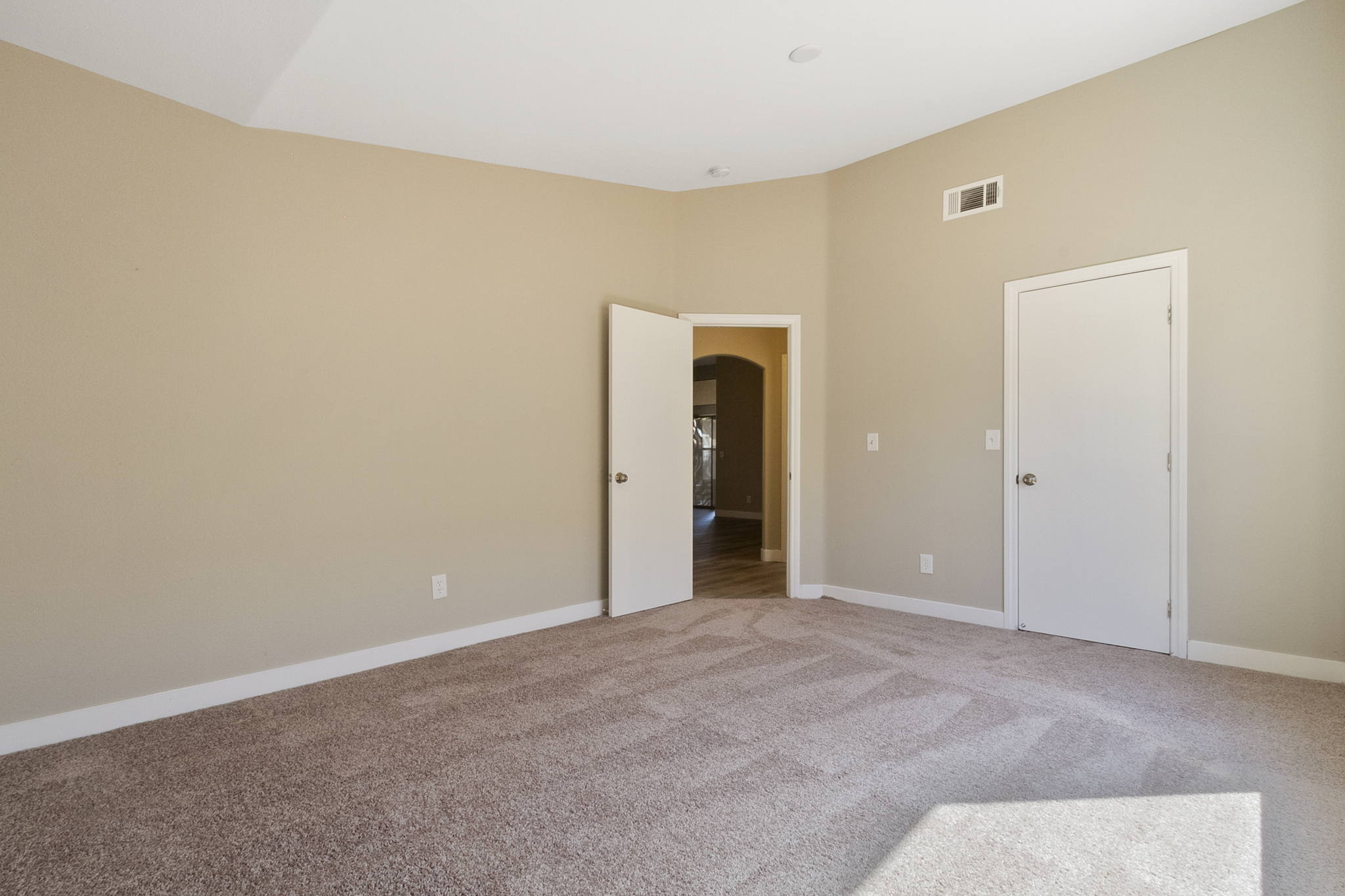 4540 Possum Berry Ln, North Las Vegas, NV 89081, USA Photo 21