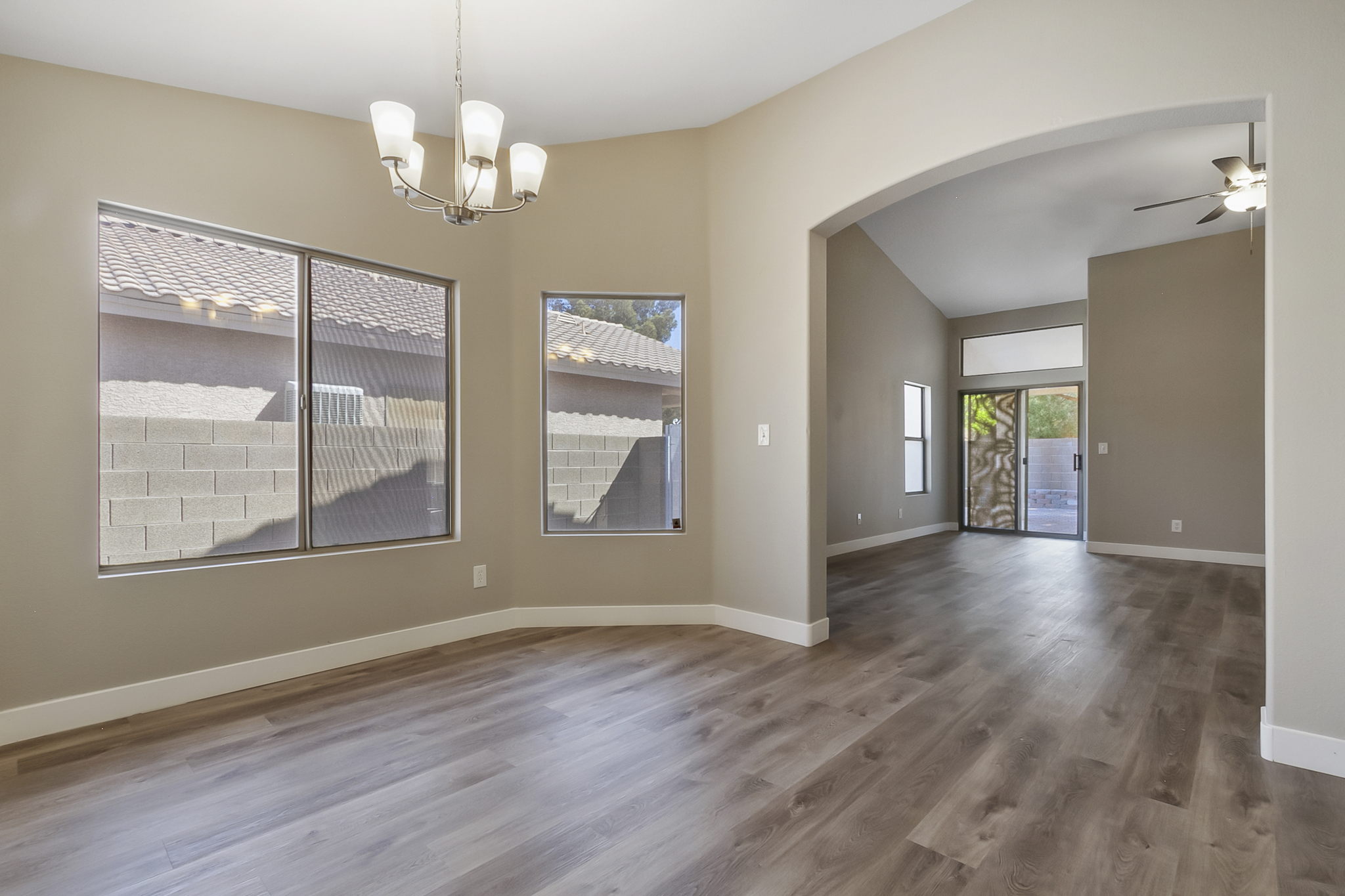 4540 Possum Berry Ln, North Las Vegas, NV 89081, USA Photo 7