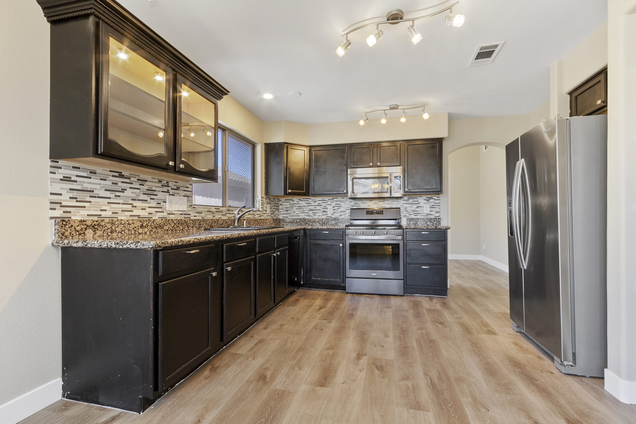 4540 Possum Berry Ln, North Las Vegas, NV 89081, USA Photo 9