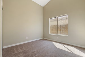 4540 Possum Berry Ln, North Las Vegas, NV 89081, USA Photo 22