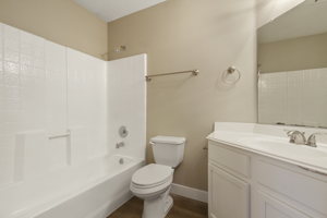 4540 Possum Berry Ln, North Las Vegas, NV 89081, USA Photo 18