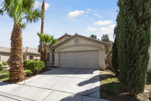 4540 Possum Berry Ln, North Las Vegas, NV 89081, USA Photo 2