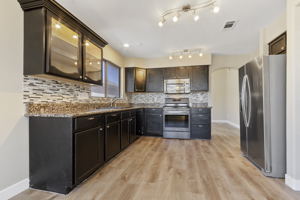 4540 Possum Berry Ln, North Las Vegas, NV 89081, USA Photo 8