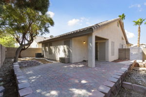 4540 Possum Berry Ln, North Las Vegas, NV 89081, USA Photo 25