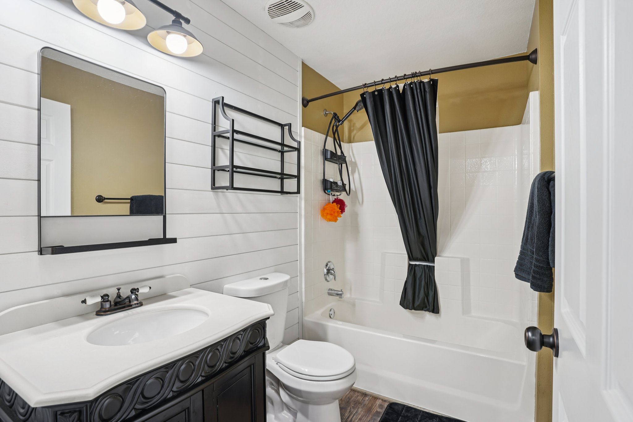 Lemon St-S1712-023.jpg