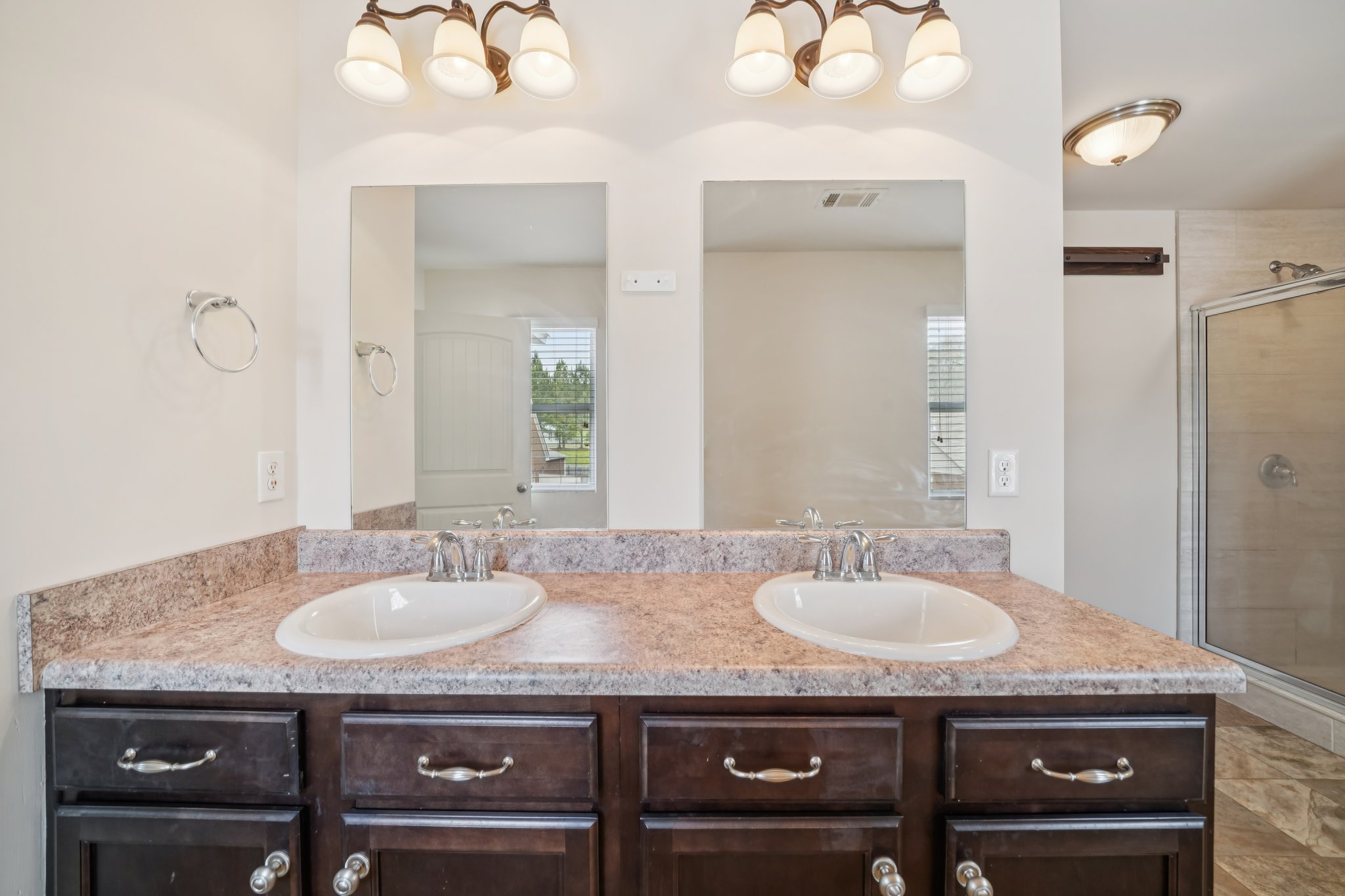 Brookshire Loop-S1903-043.jpg