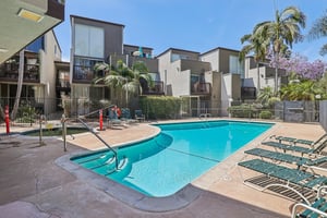 Collwood Blvd 55-2904-901.jpg