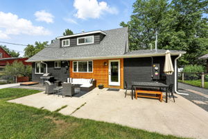  Photo 48
