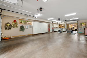 Garage 2