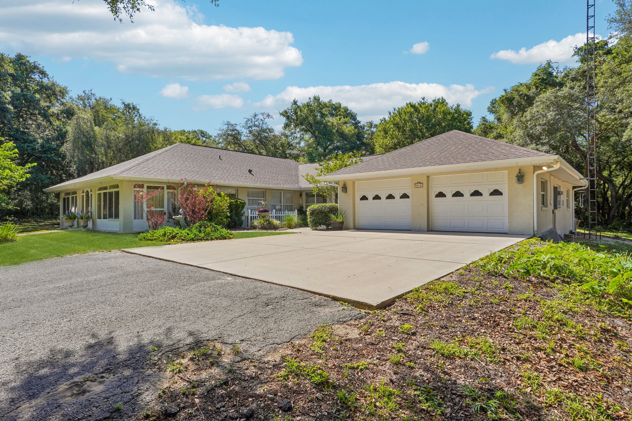Griffin View Dr-L2205-006.jpg