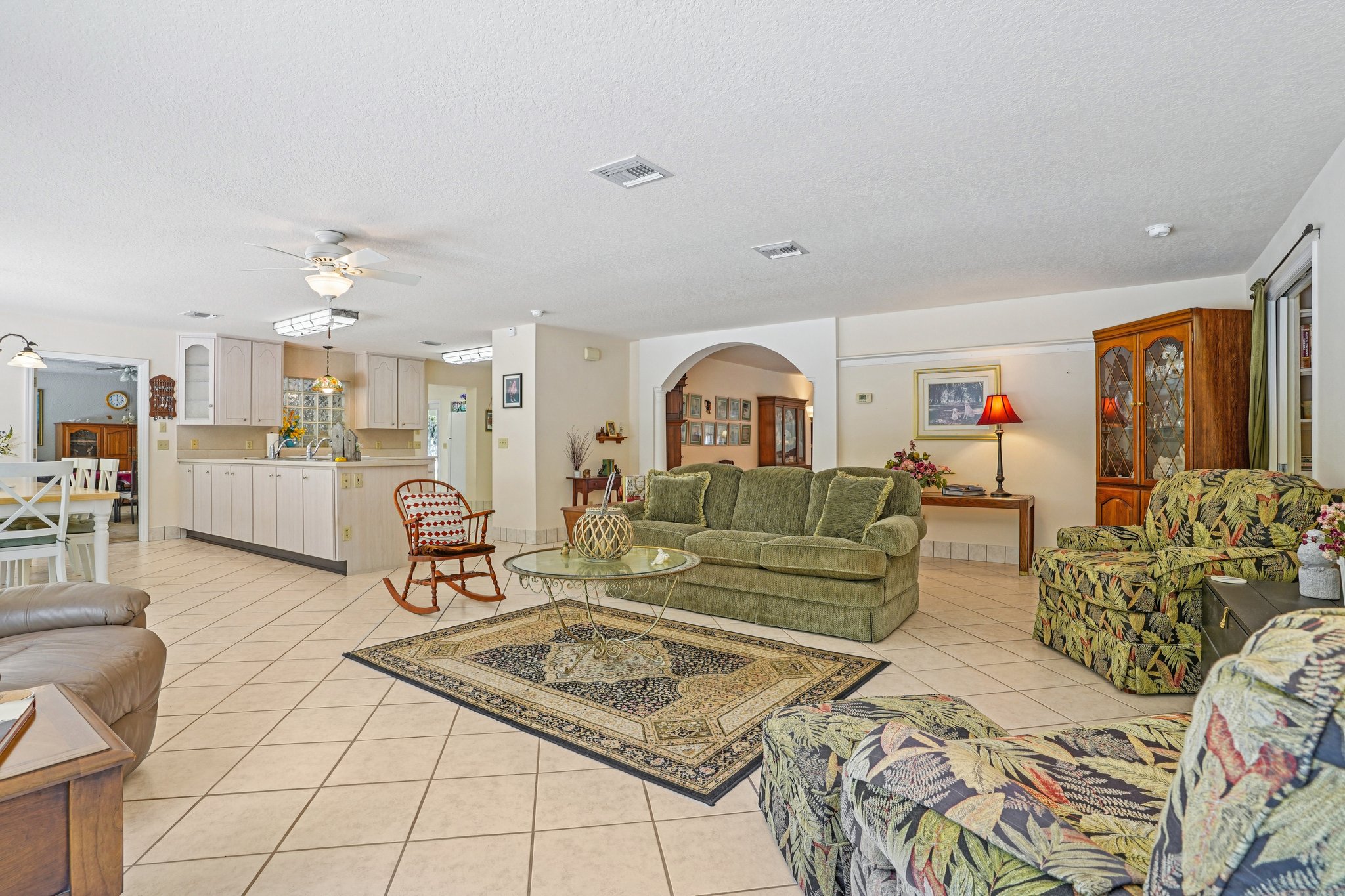 Griffin View Dr-L2205-015.jpg
