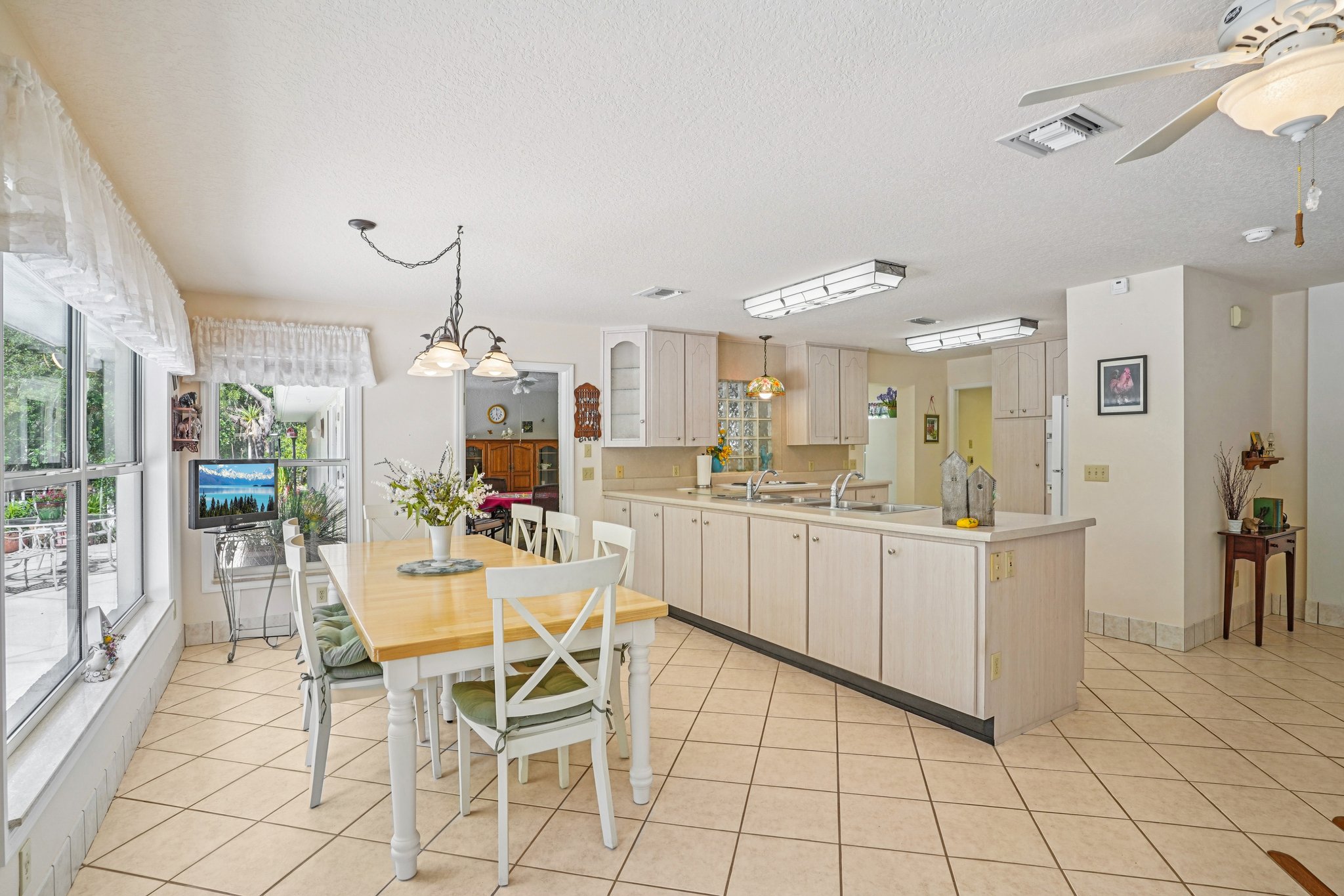 Griffin View Dr-L2205-022.jpg