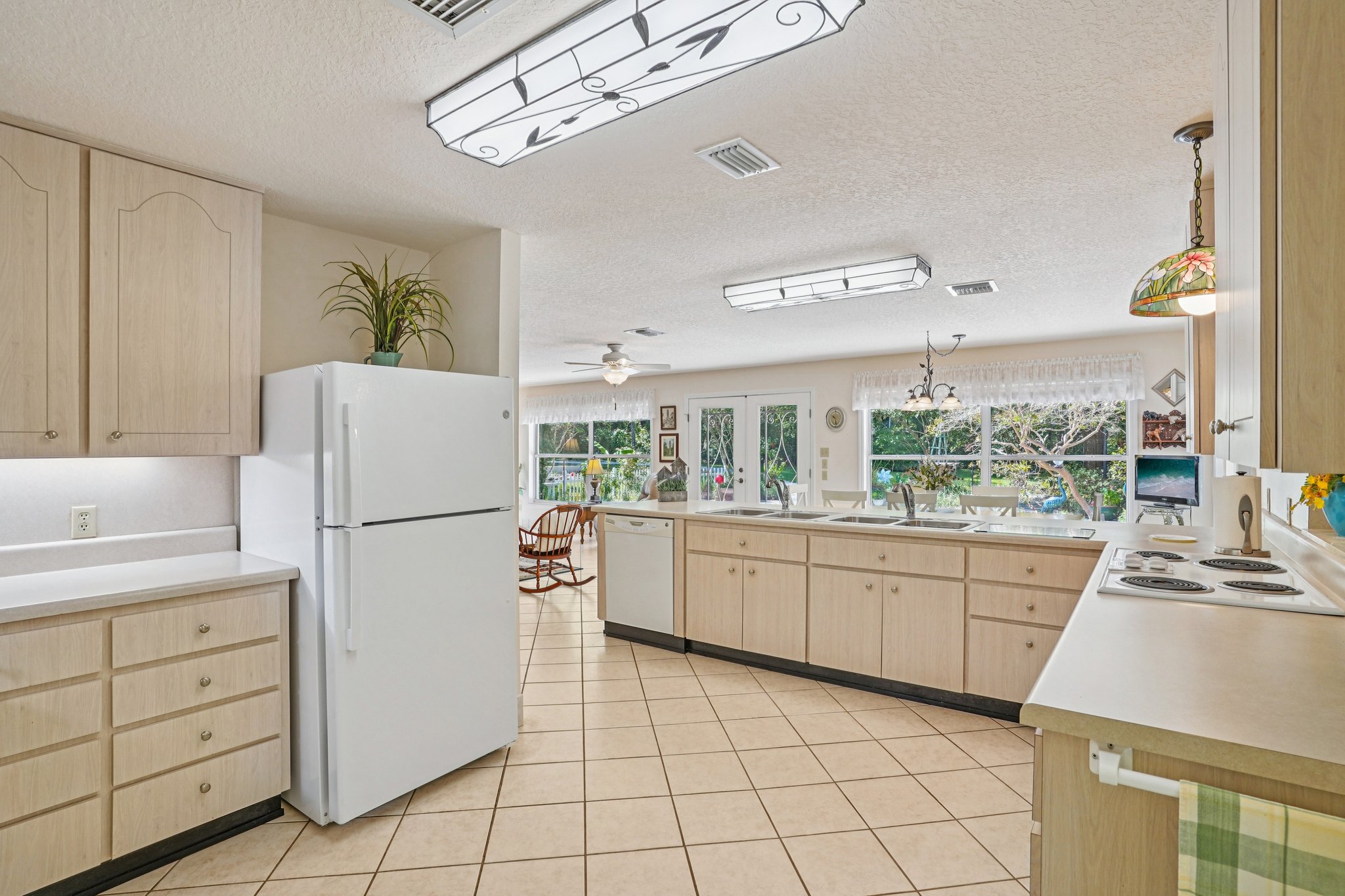 Griffin View Dr-L2205-025.jpg