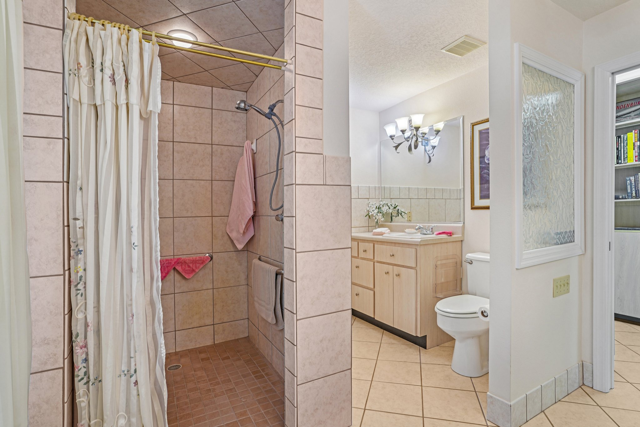 Griffin View Dr-L2205-034.jpg