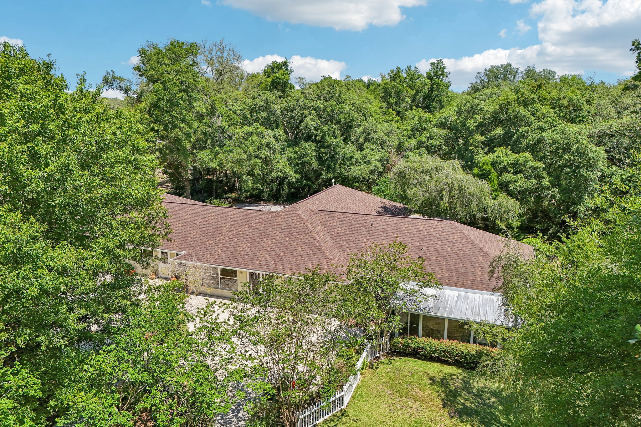 Griffin View Dr-L2205-074.jpg