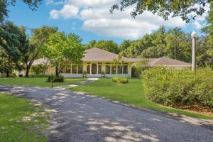 Griffin View Dr-L2205-002.jpg