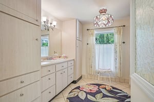 Griffin View Dr-L2205-033.jpg