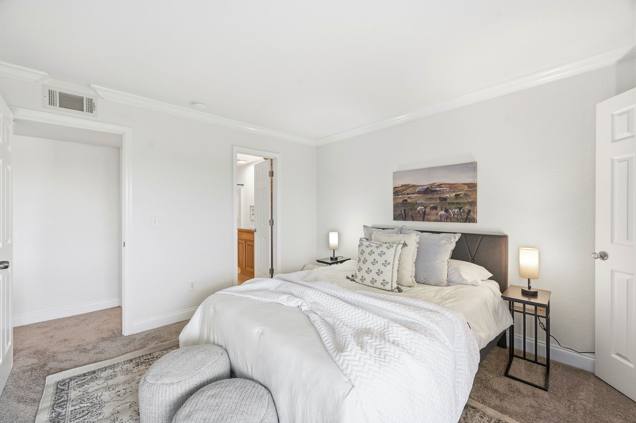 Interiors (18)