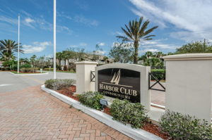 20-Harbor Club