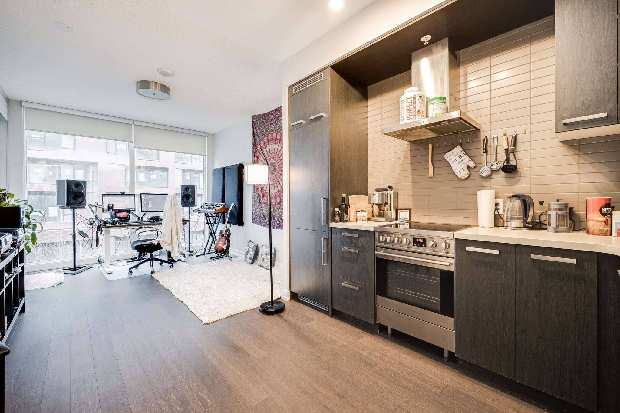 Toronto property showcase — delivered property photograph 8