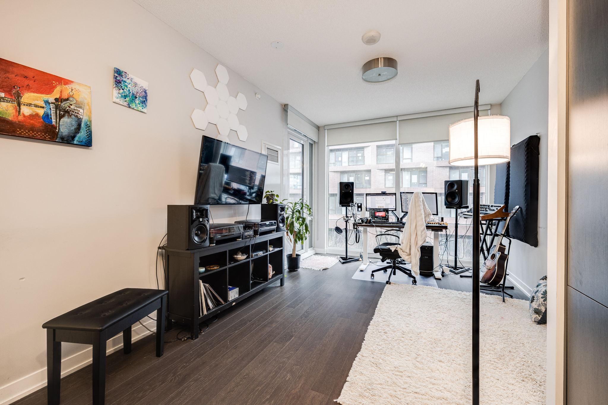 Toronto property showcase — delivered property photograph 4