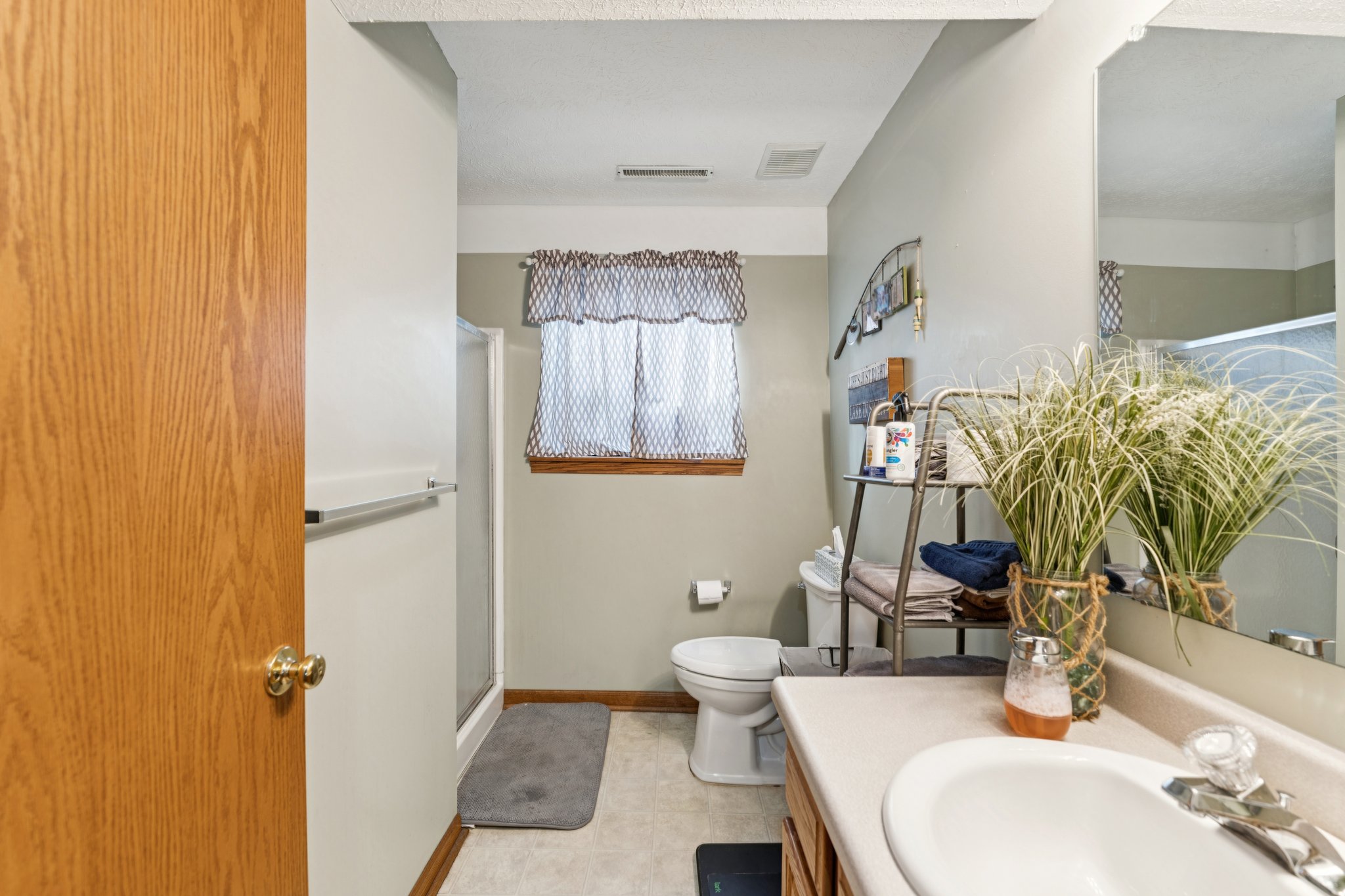 Mill Pond Dr-S2803-023.jpg