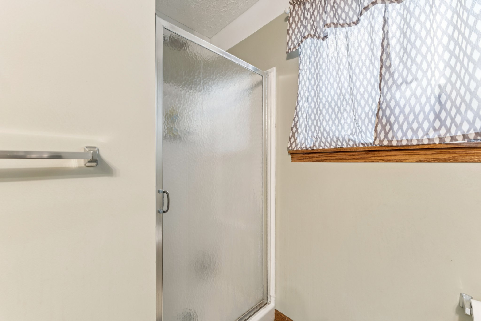 Mill Pond Dr-S2803-024.jpg