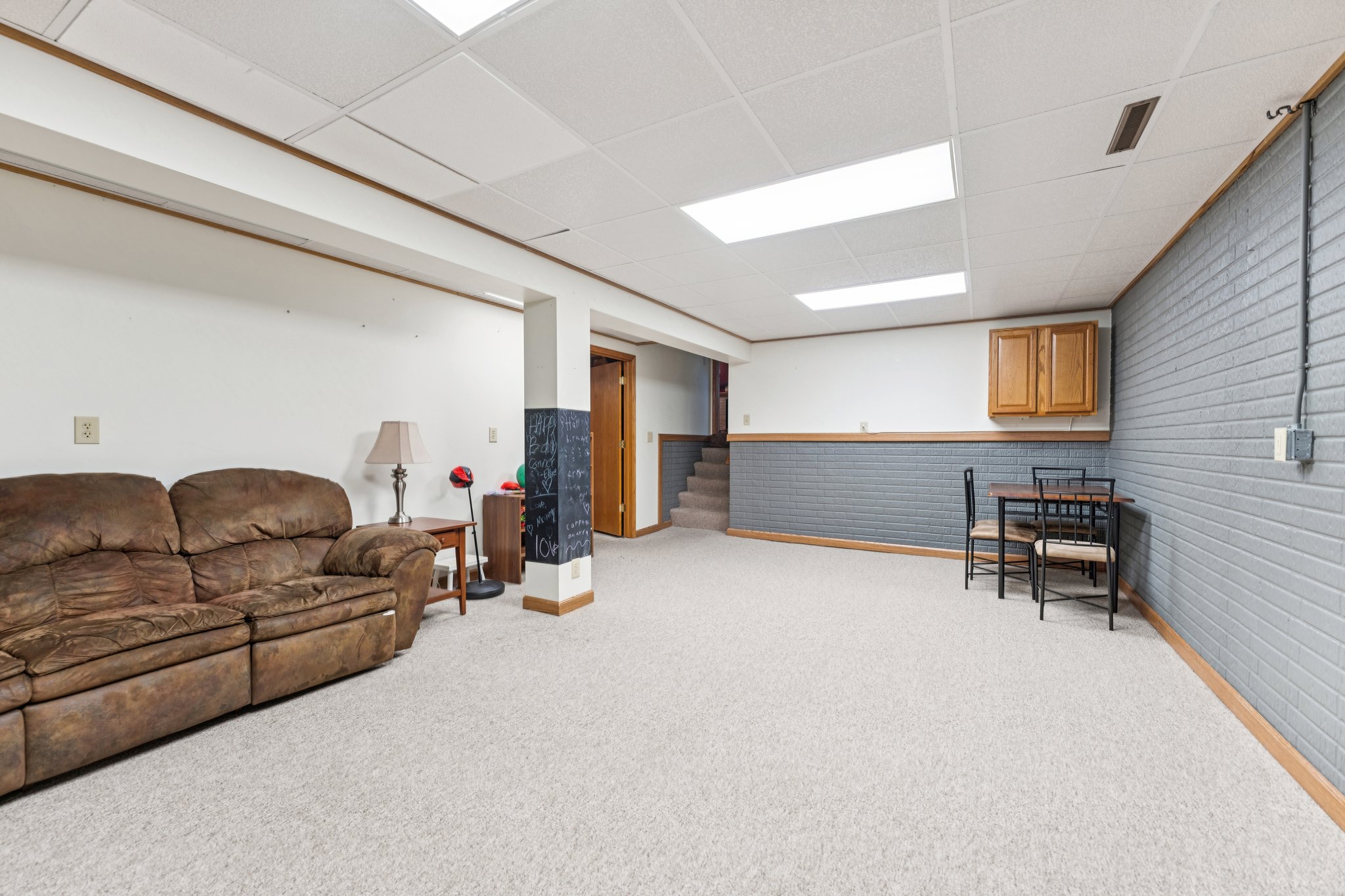 Mill Pond Dr-S2803-040.jpg