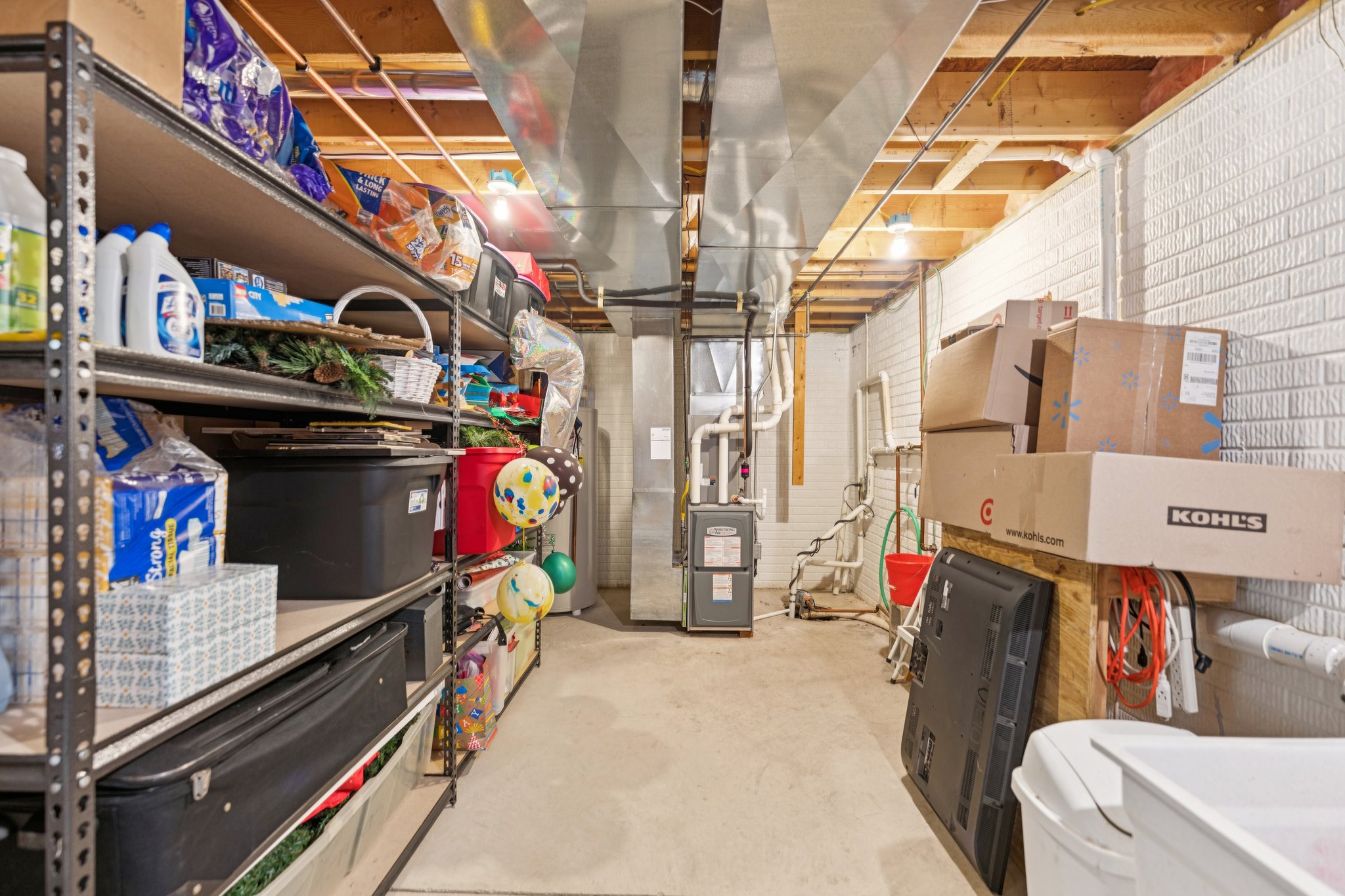 Mill Pond Dr-S2803-045.jpg