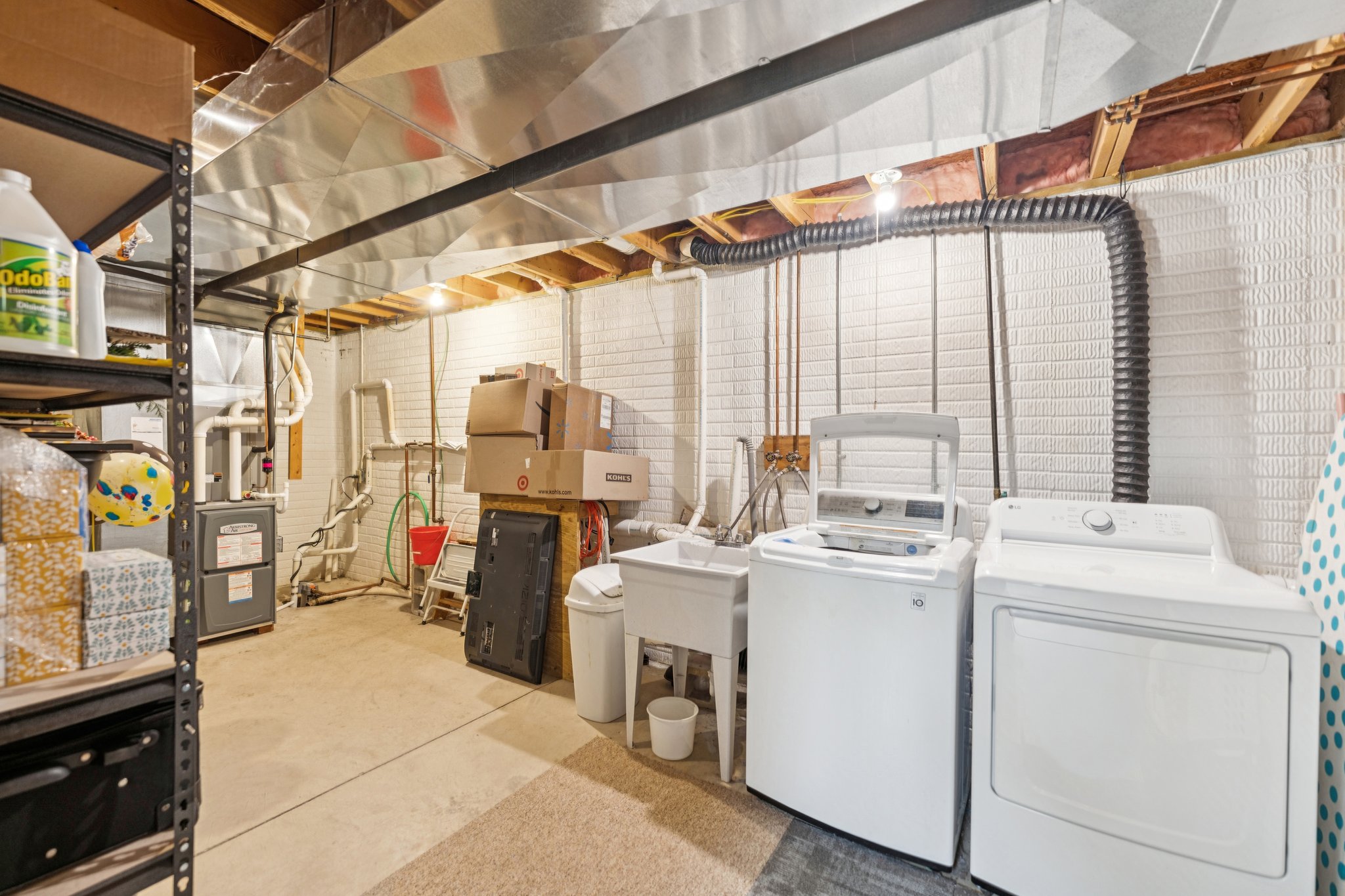 Mill Pond Dr-S2803-046.jpg