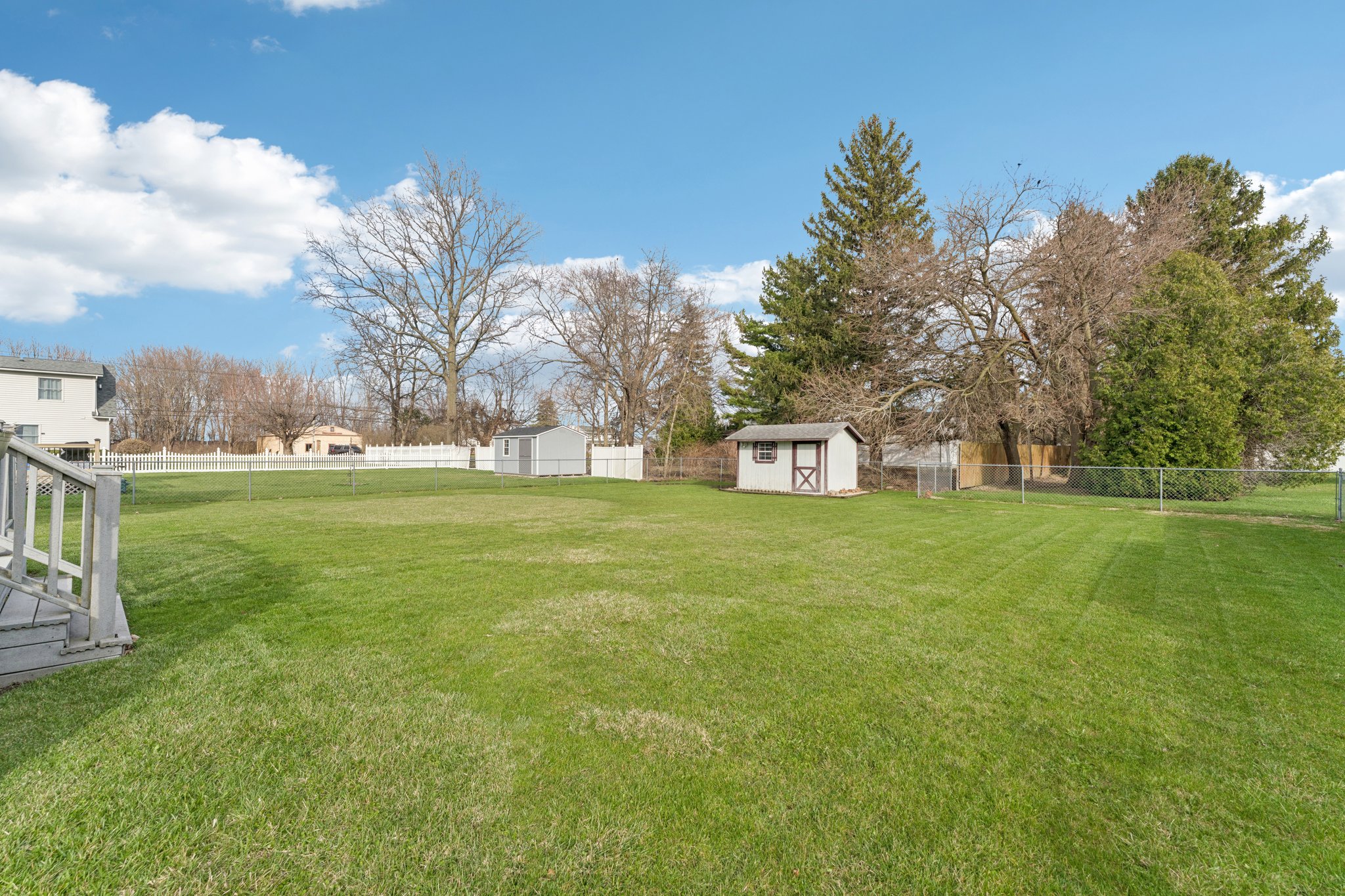 Mill Pond Dr-S2803-049.jpg