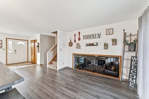 Mill Pond Dr-S2803-009.jpg