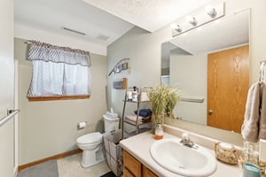 Mill Pond Dr-S2803-021.jpg