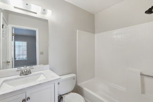  Photo 23
